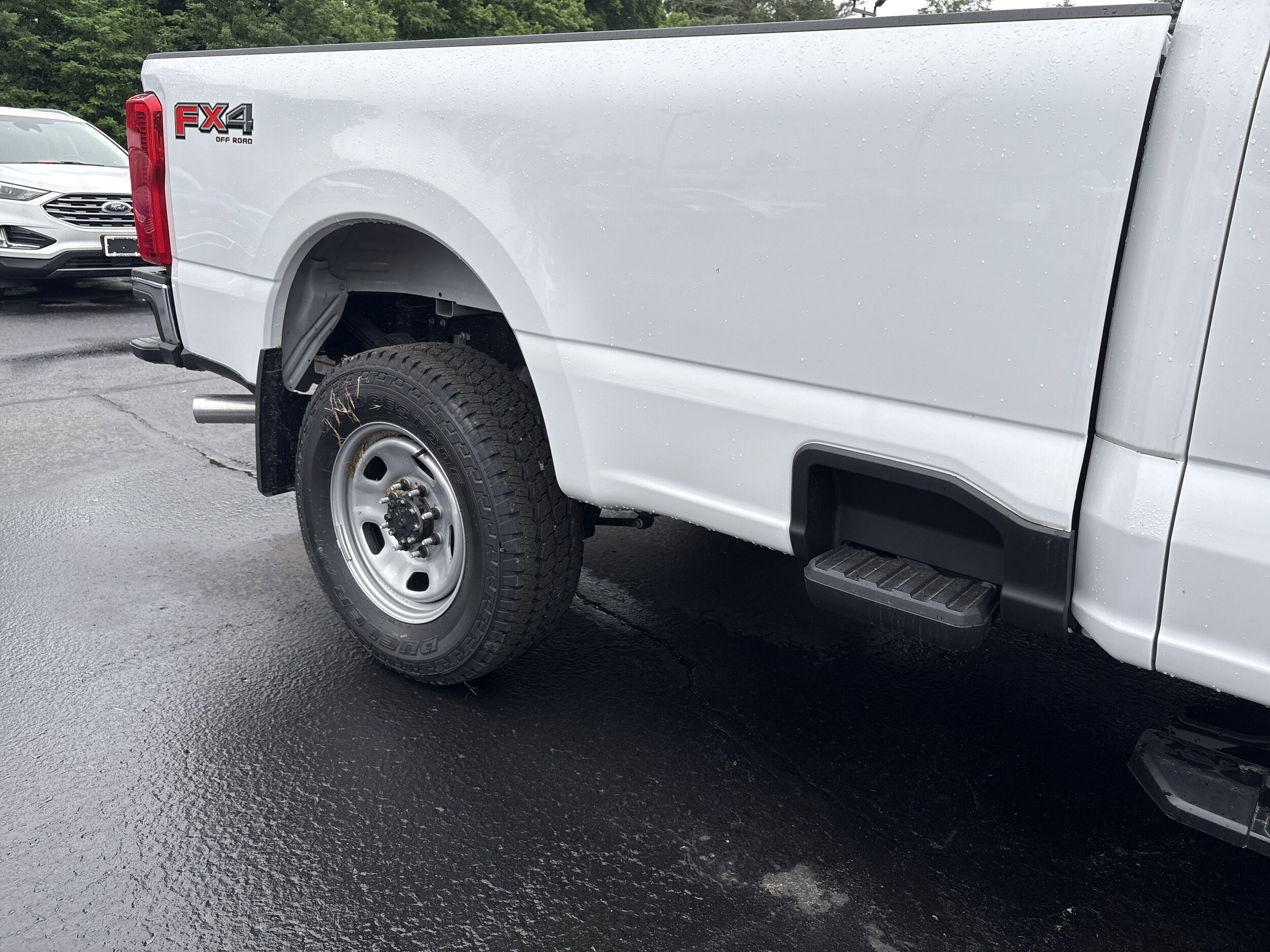 2025 Ford F-350 XL photo 4