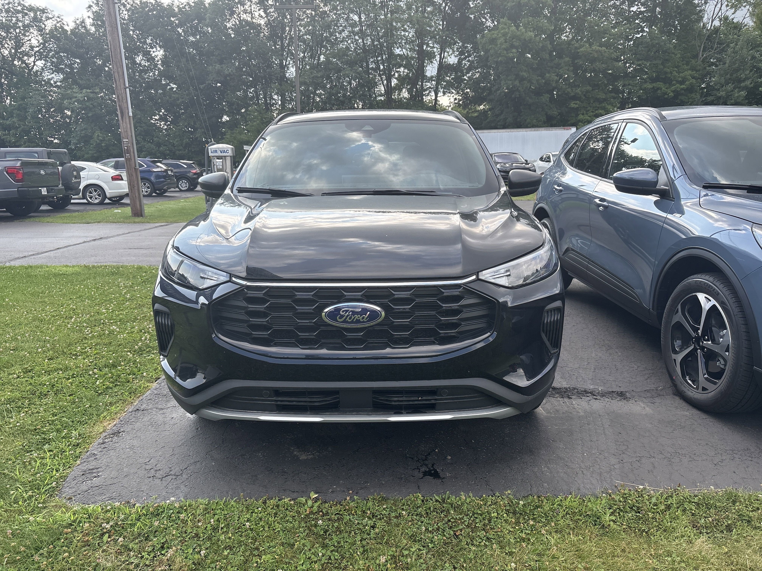 2025 Ford Escape ST-Line AWD 