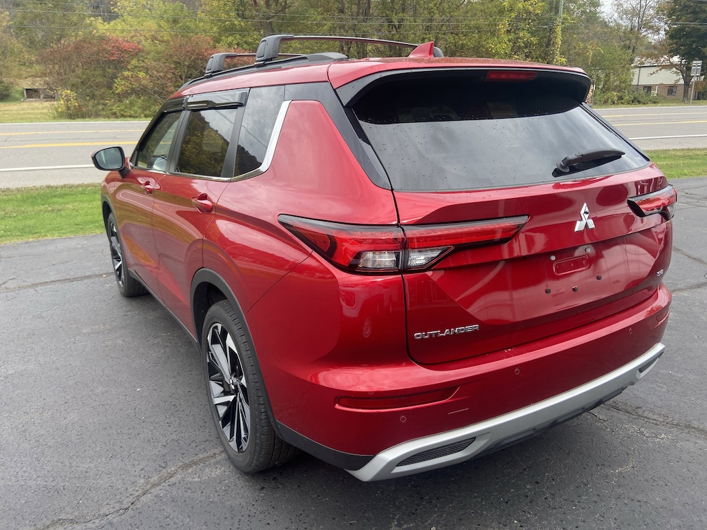 Used 2023 Mitsubishi Outlander