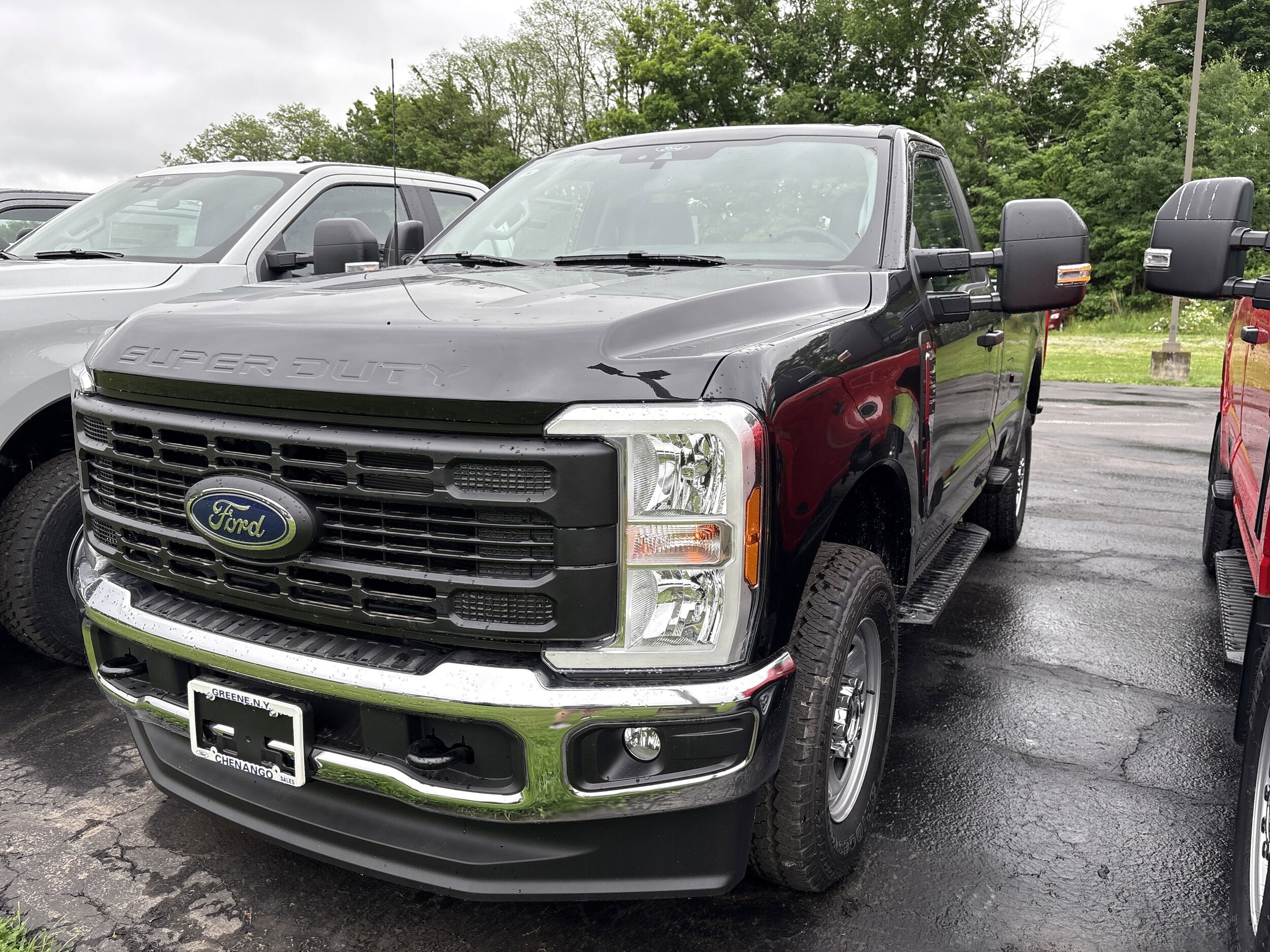 2025 Ford F-350 XL photo 2