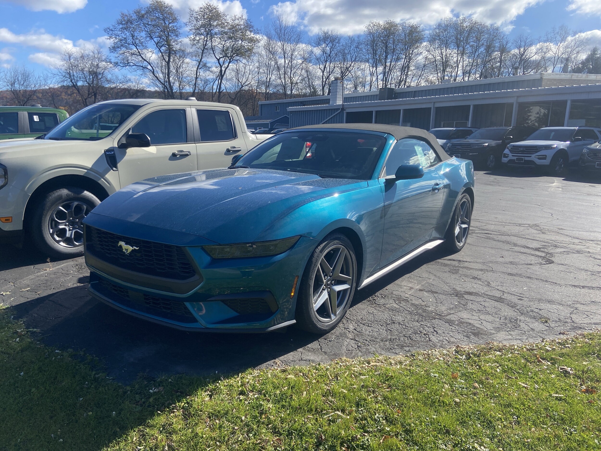 2026 Ford Mustang photo 4