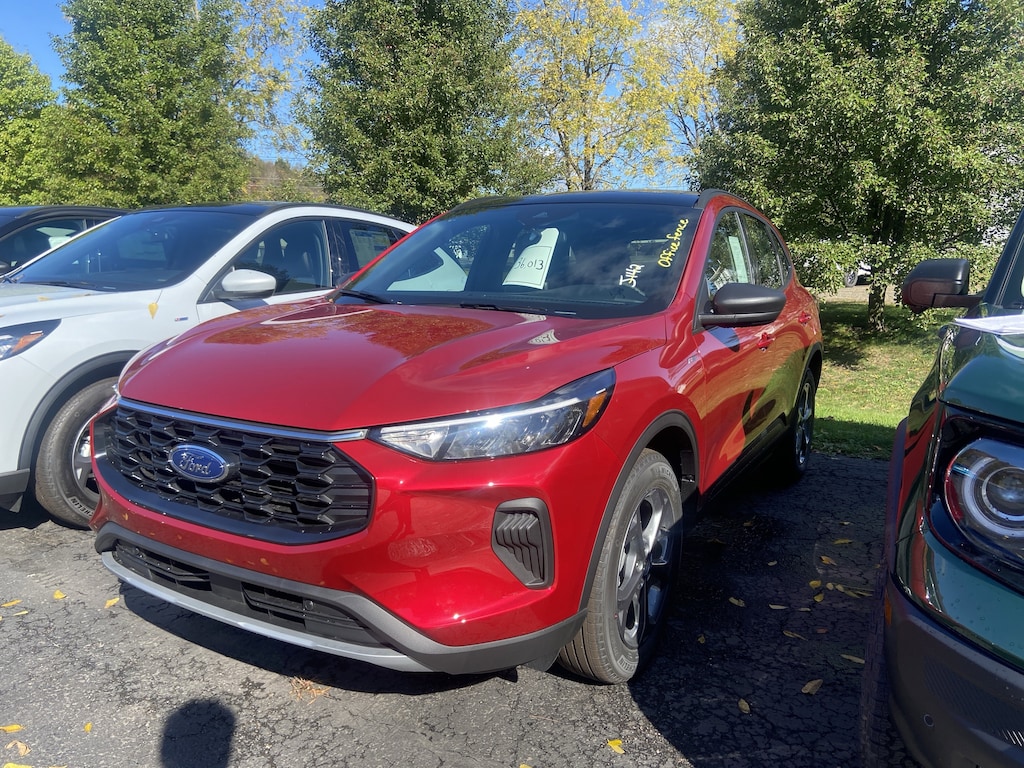 New 2025 Ford Escape ST-Line ST-Line AWD
