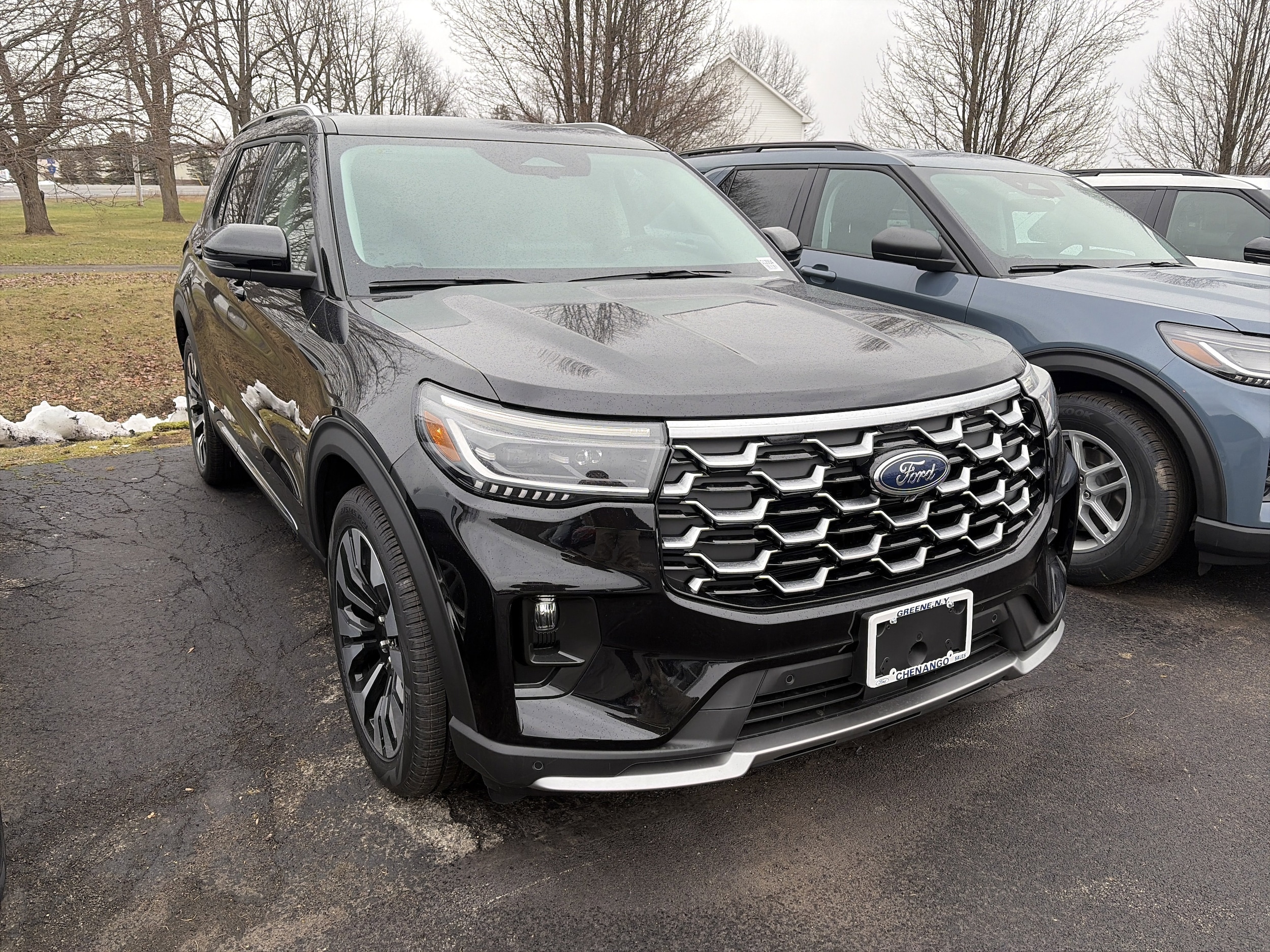 2026 Ford Explorer Platinum 4WD 