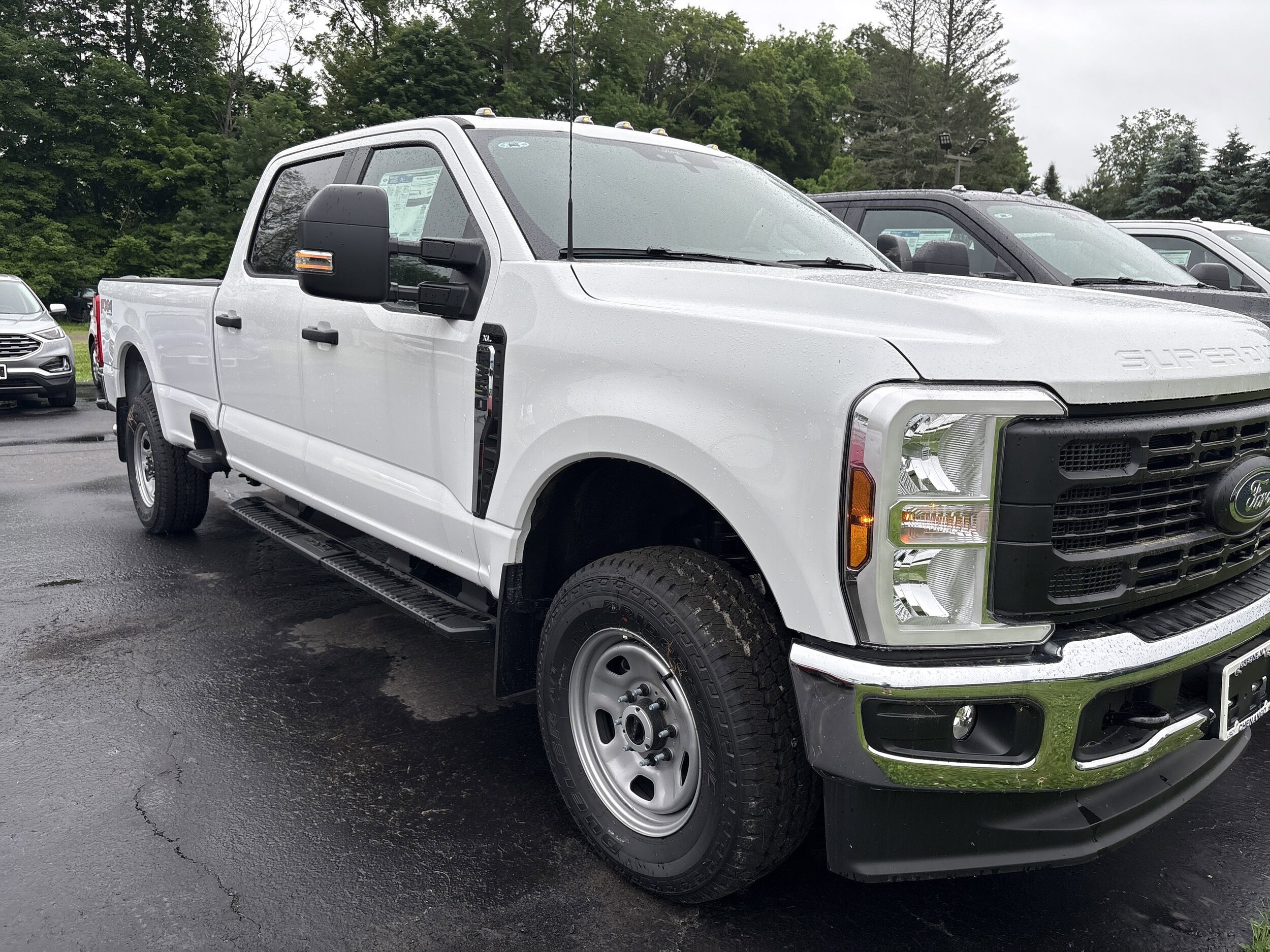 2025 Ford F-350 XL photo 2
