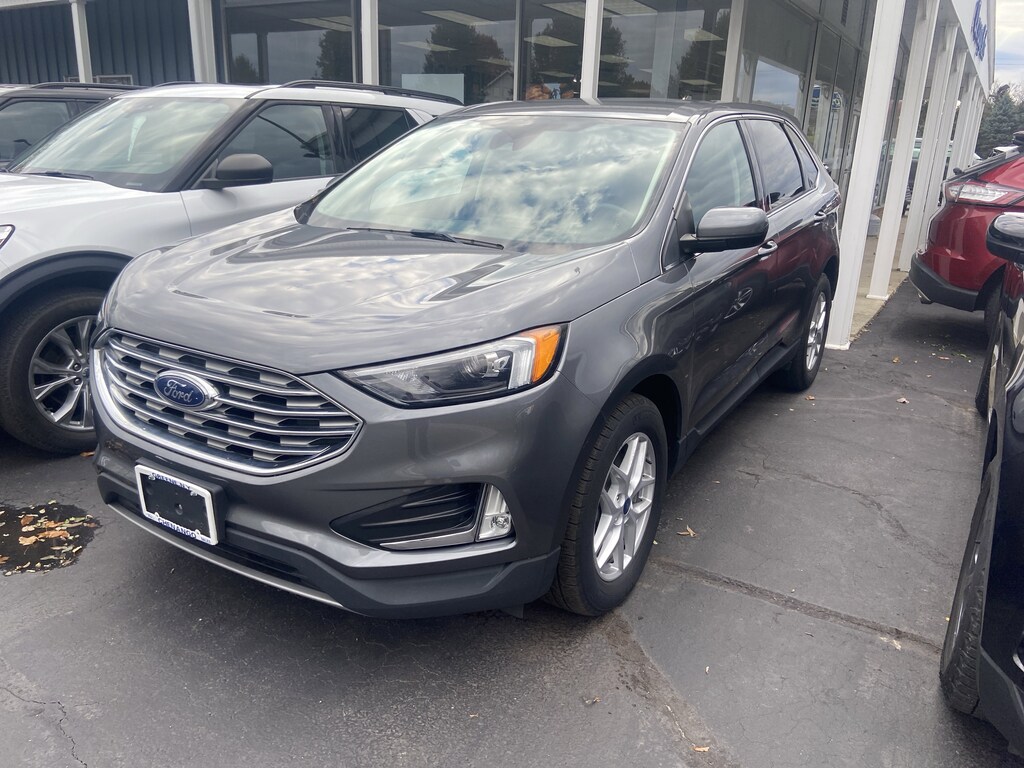Used 2022 Ford Edge