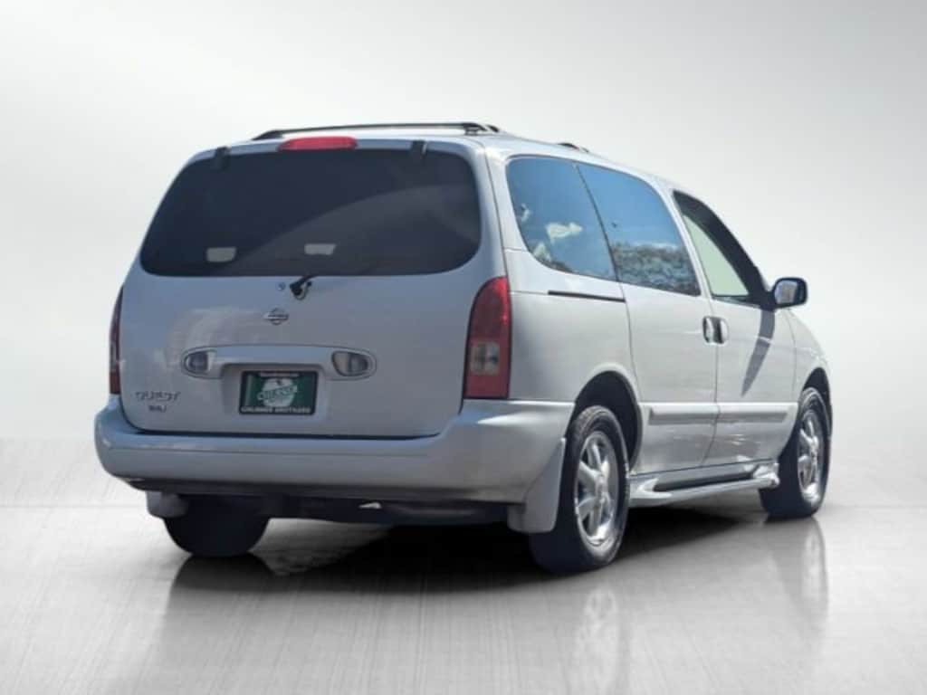 Used 2001 Nissan Quest SE Van