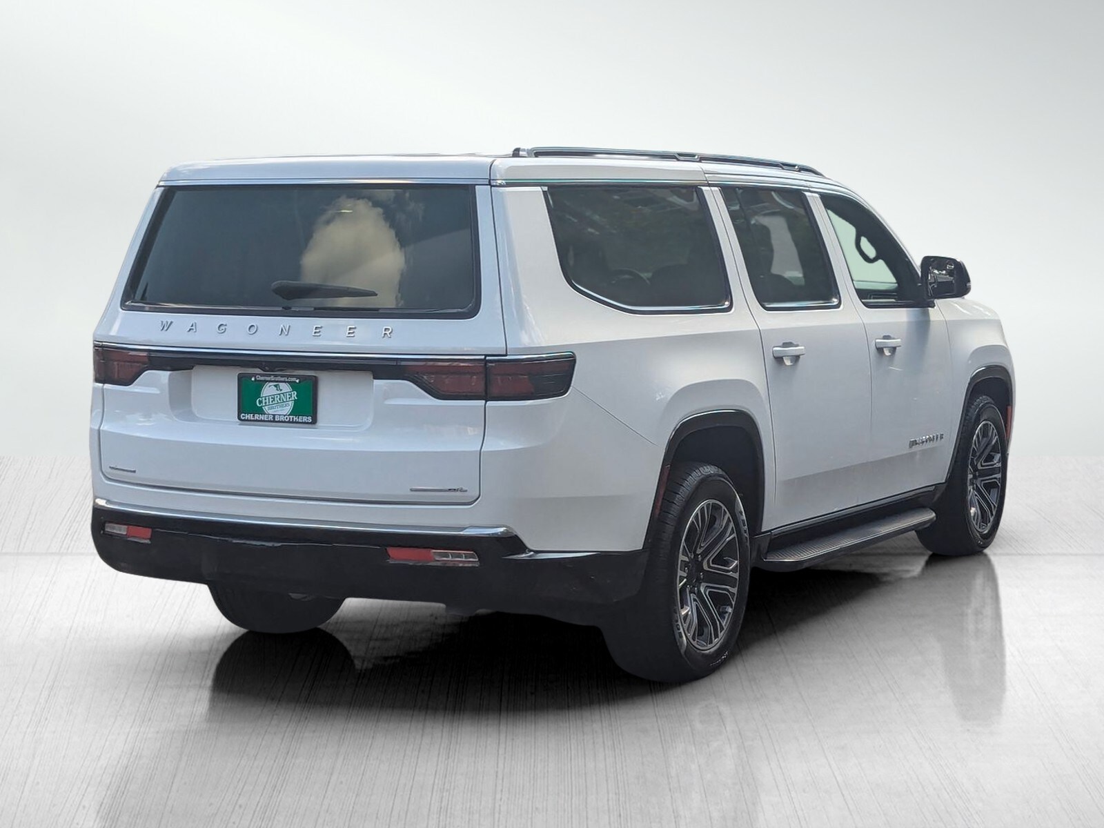 2023 Jeep Wagoneer L Series II photo 4