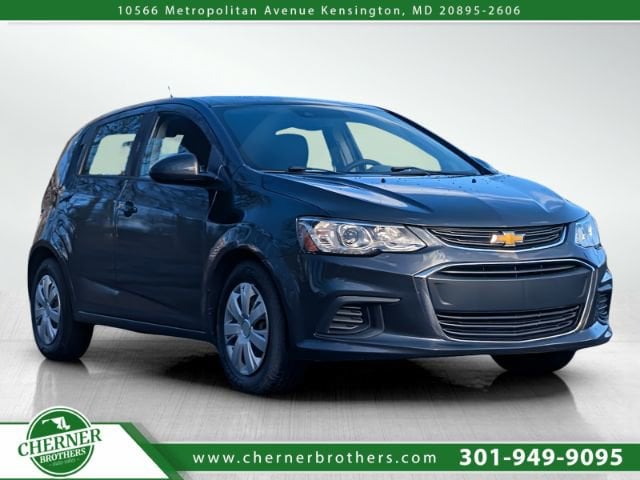 2019 Chevrolet Sonic 1FL's photo