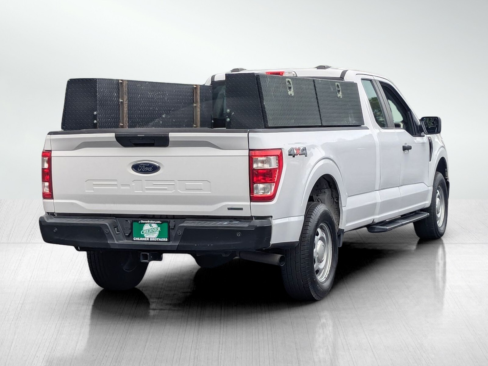 2021 Ford F-150 XL photo 2
