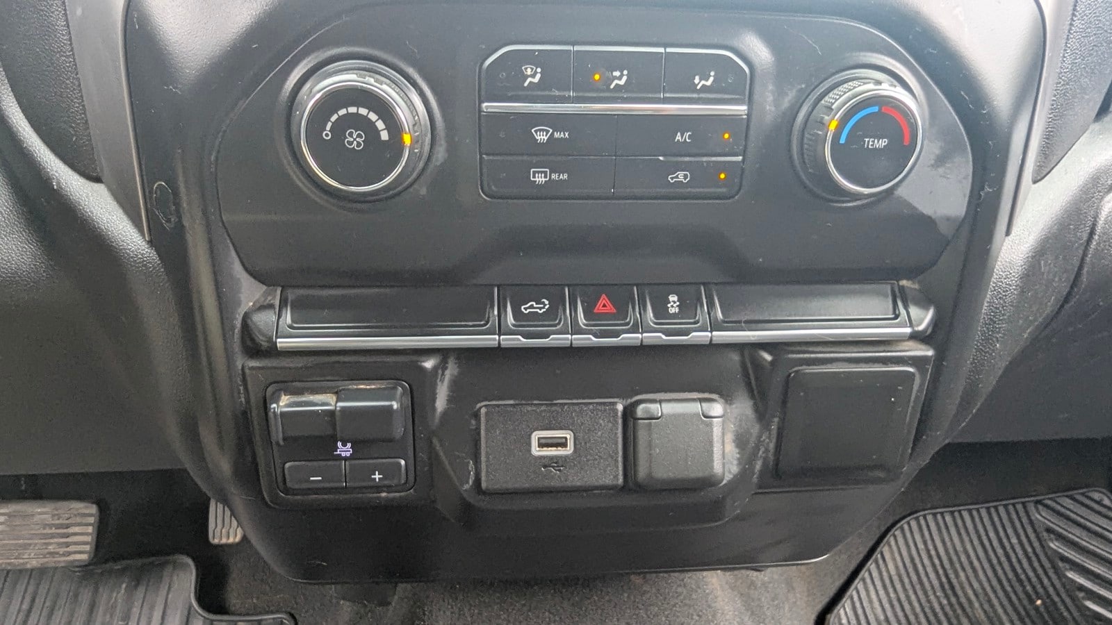 2020 Chevrolet Silverado 2500HD Custom - Photo 32