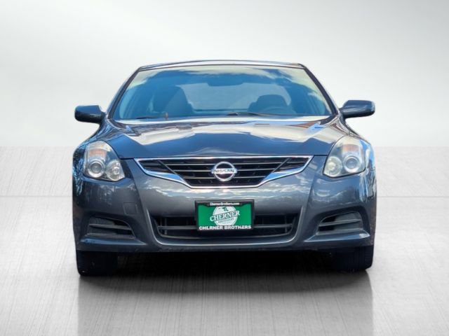 2010 Nissan Altima 2.5 S photo 2
