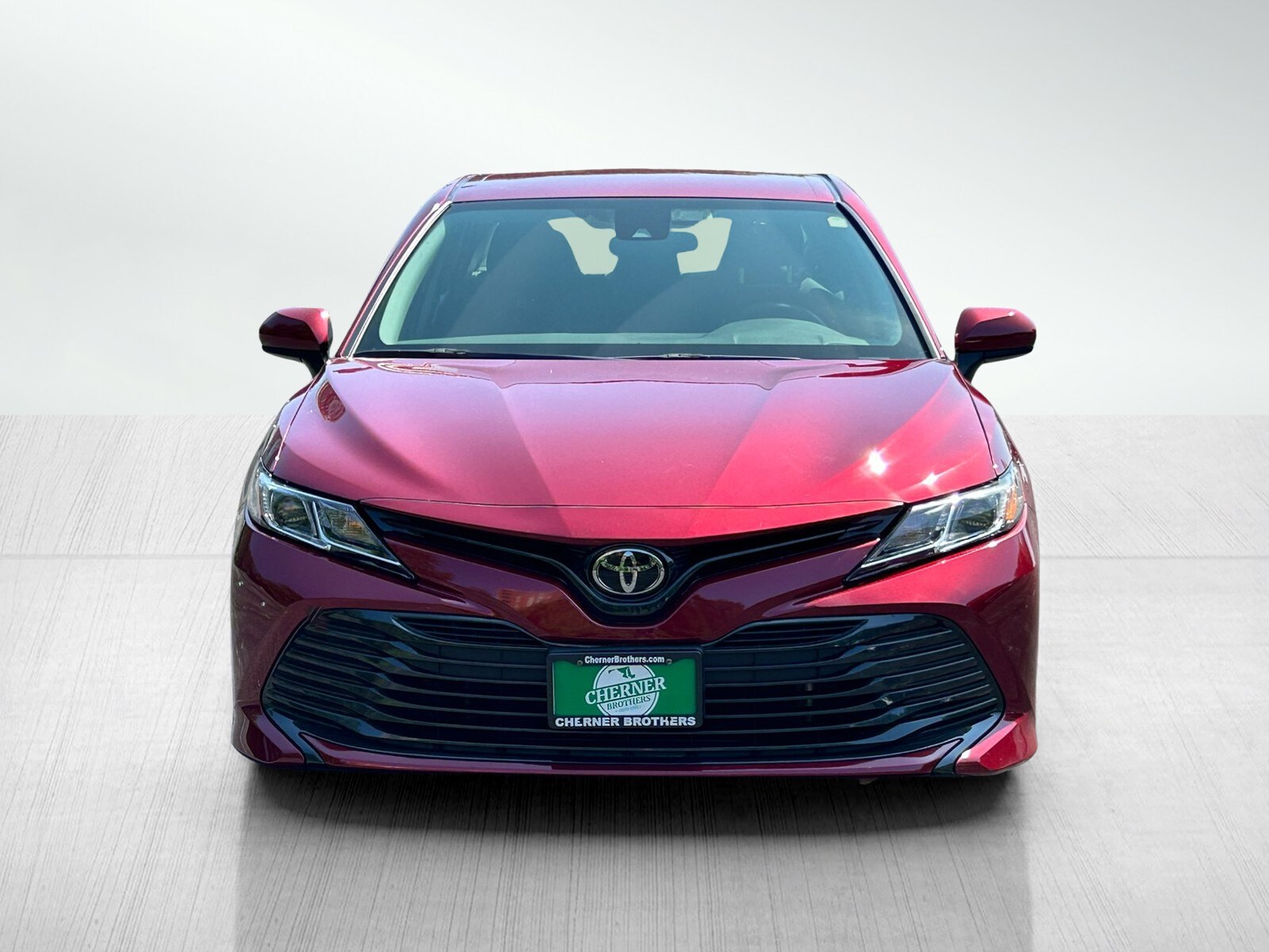 2019 Toyota Camry LE photo 3