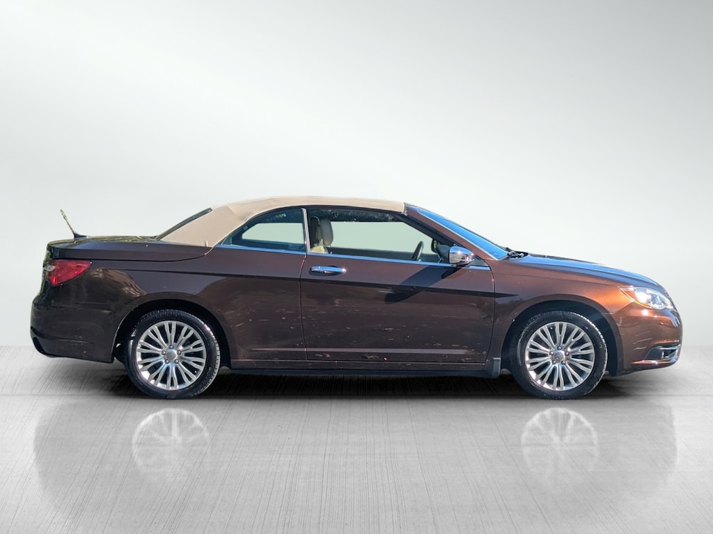 Used 2013 Chrysler 200 Limited Convertible