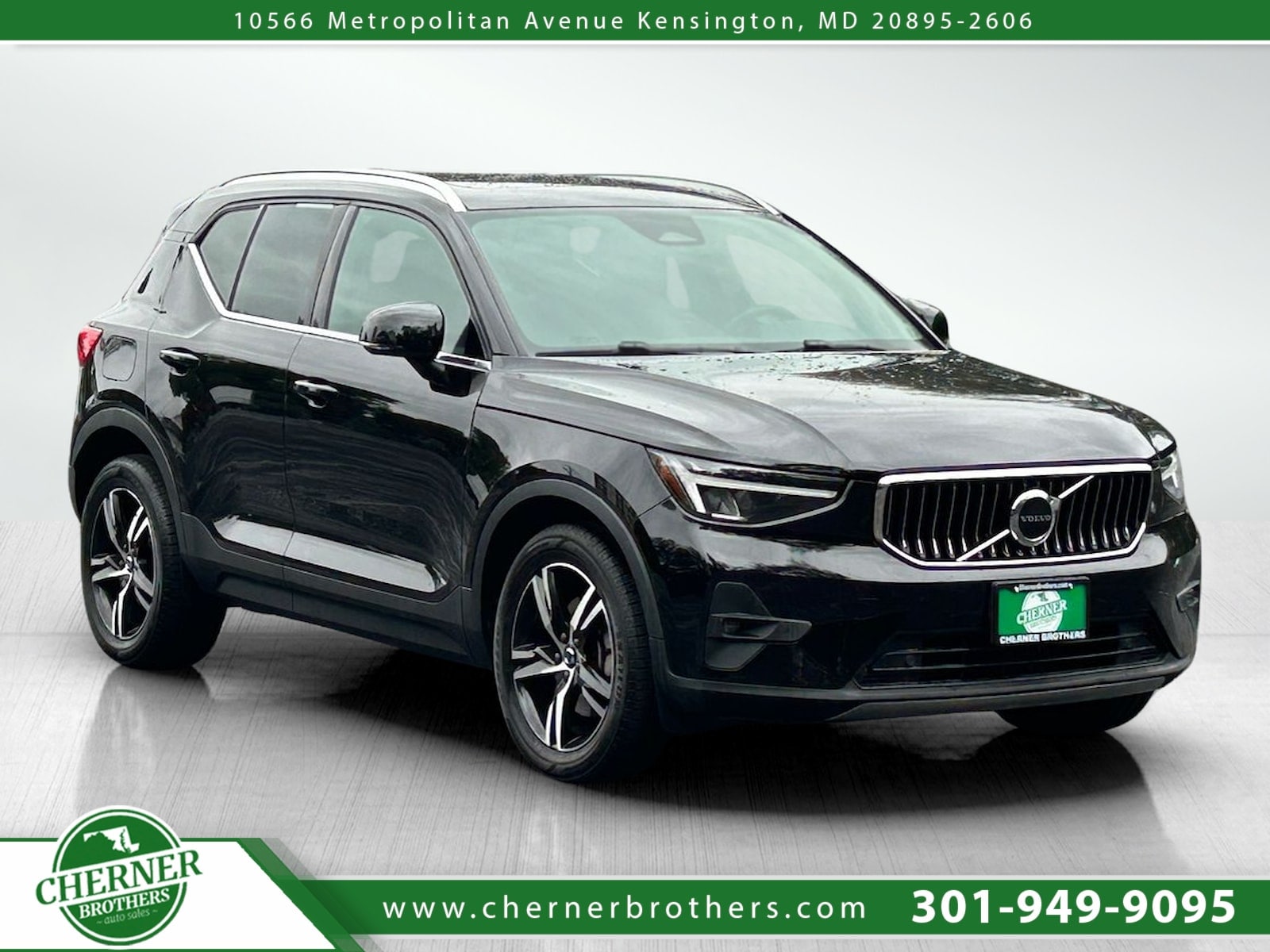 2023 Volvo XC40