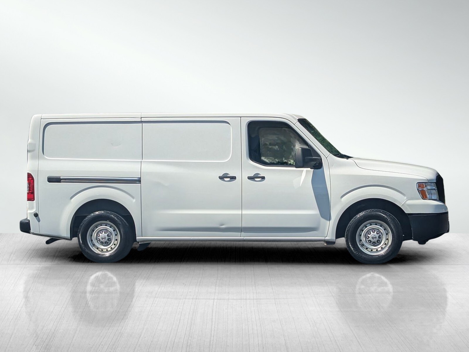 2019 Nissan NV1500 photo 3