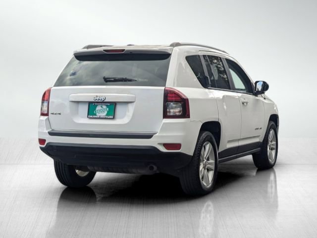 2016 Jeep Compass Sport photo 4