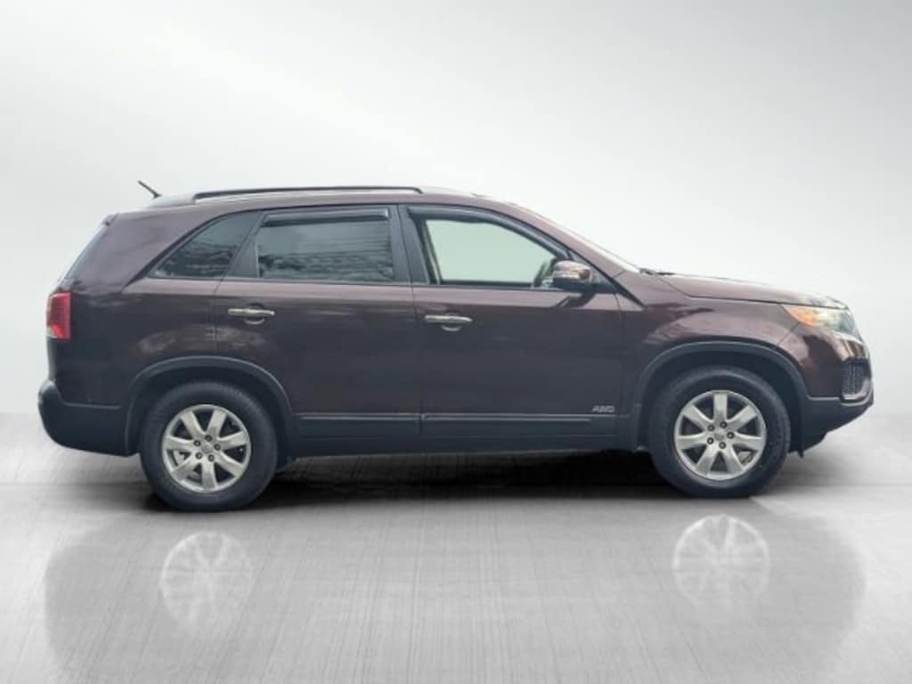 Used 2013 Kia Sorento LX V6 AWD SUV