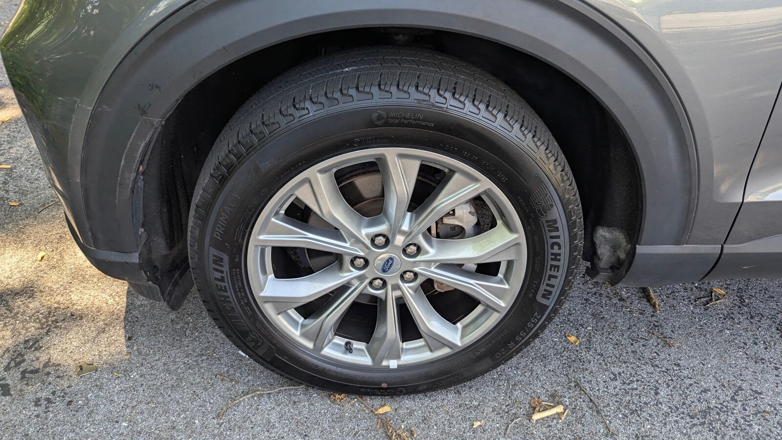 2023 Ford Explorer Limited - Photo 9