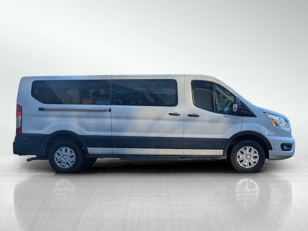2020 Ford Transit photo 3