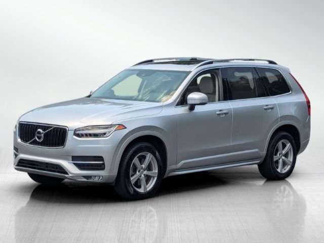 2019 Volvo XC90 T5 Momentum photo 3