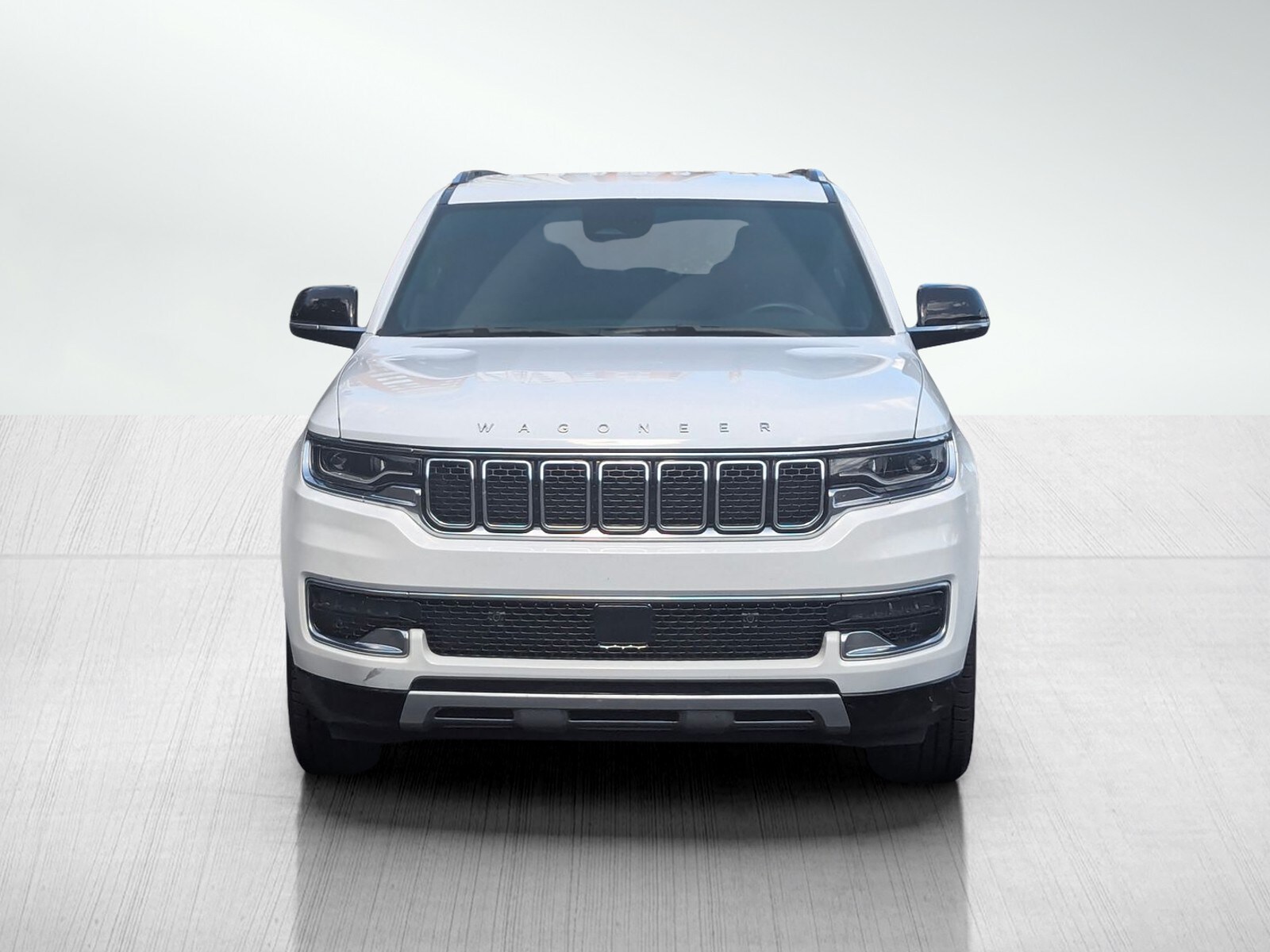 2023 Jeep Wagoneer L Series II photo 2