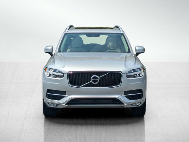 2019 Volvo XC90 T5 Momentum photo 2