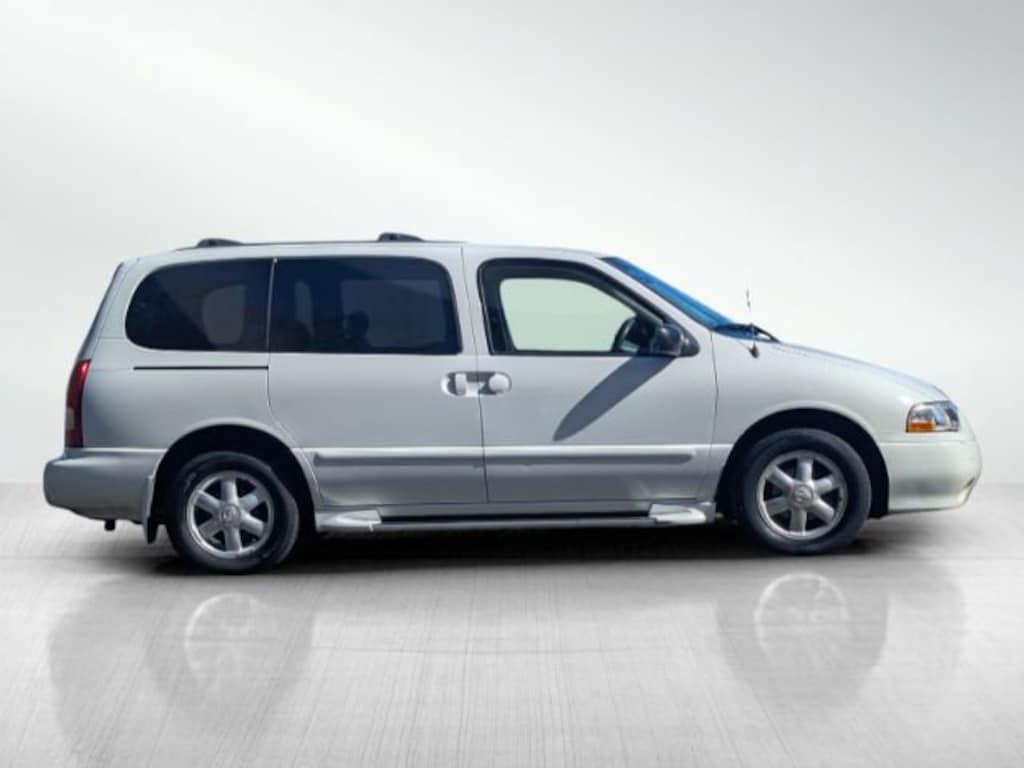 Used 2001 Nissan Quest SE Van