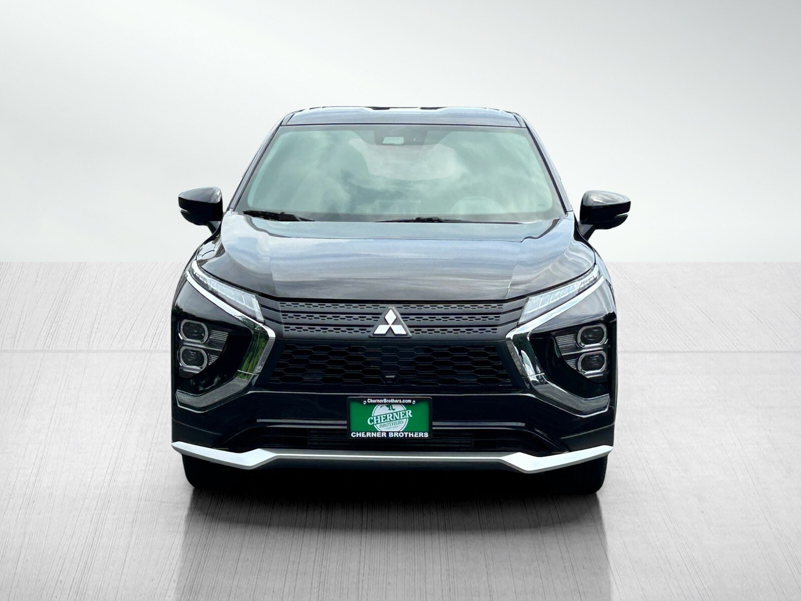 2022 Mitsubishi Eclipse Cross SEL photo 2