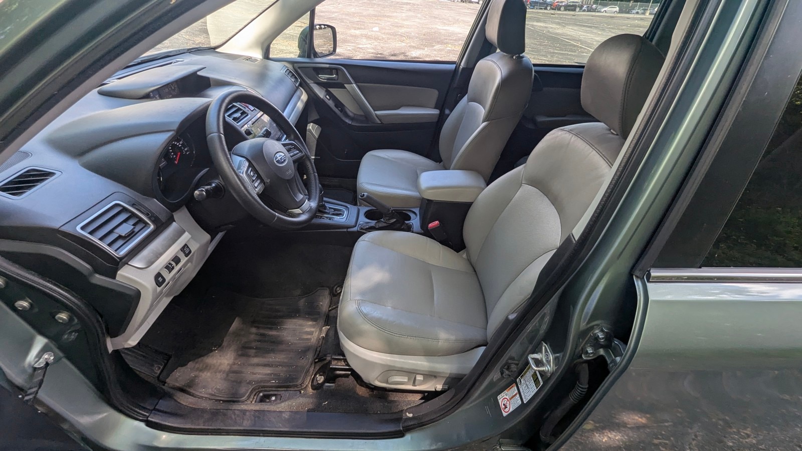 2016 Subaru Forester i Touring - Photo 18