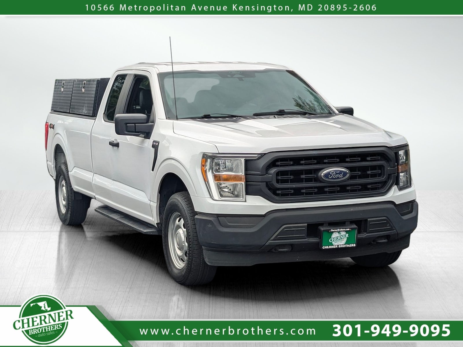 2021 Ford F-150 XL's photo