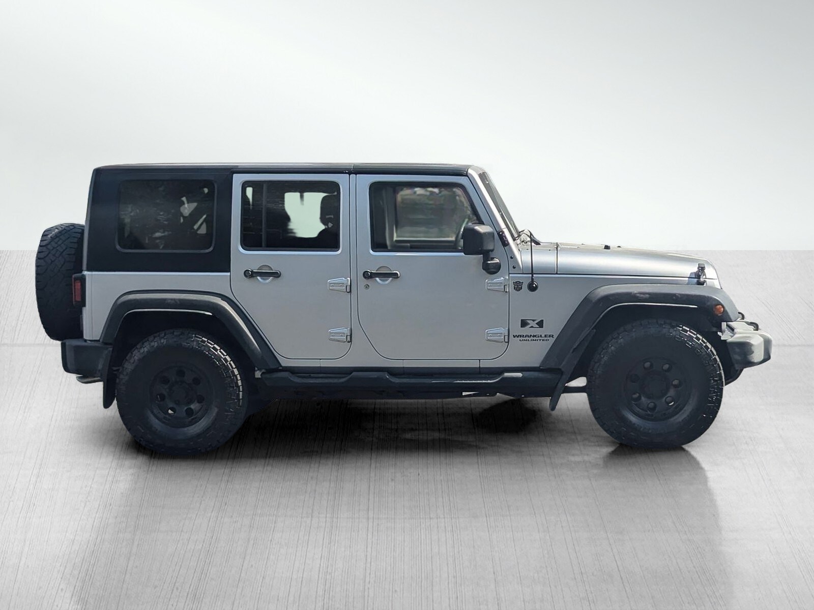 2008 Jeep Wrangler Unlimited X photo 3