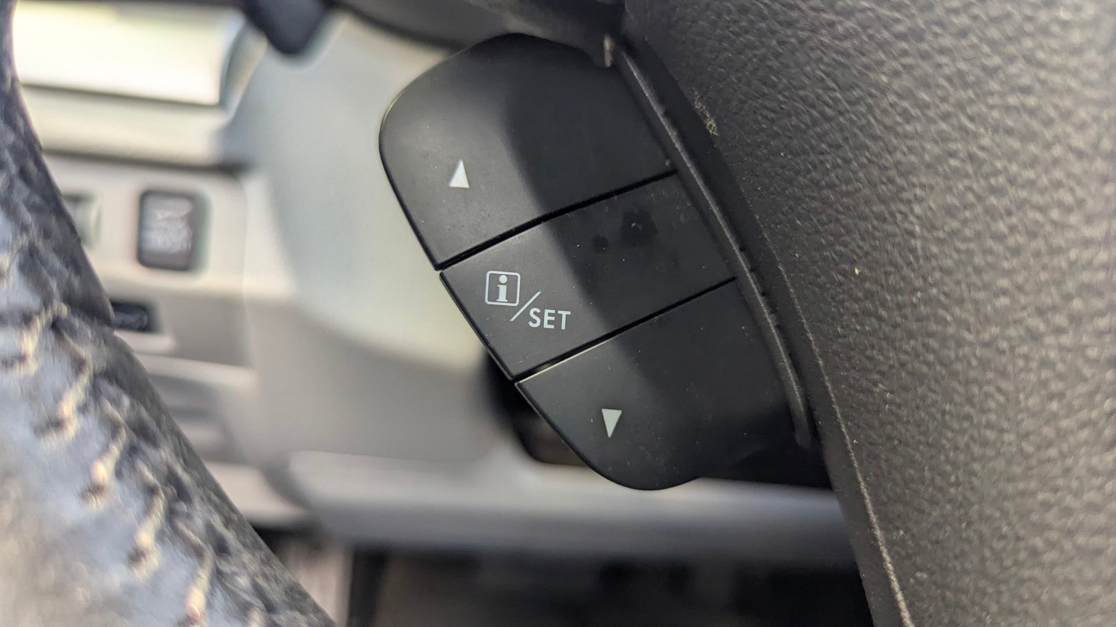 2016 Subaru Forester i Touring - Photo 28
