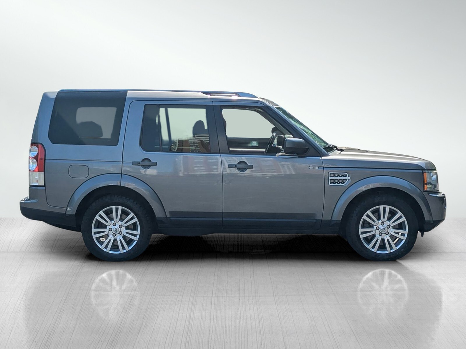 2011 Land Rover LR4 HSE LUX photo 3