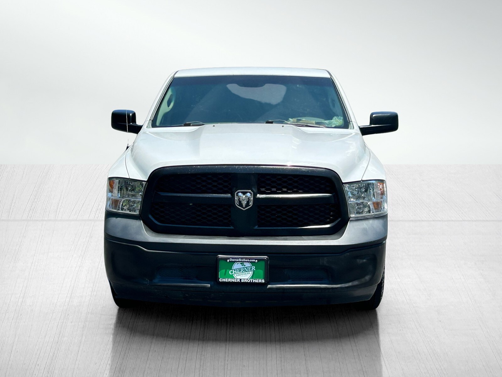 2015 Ram 1500 Tradesman photo 2