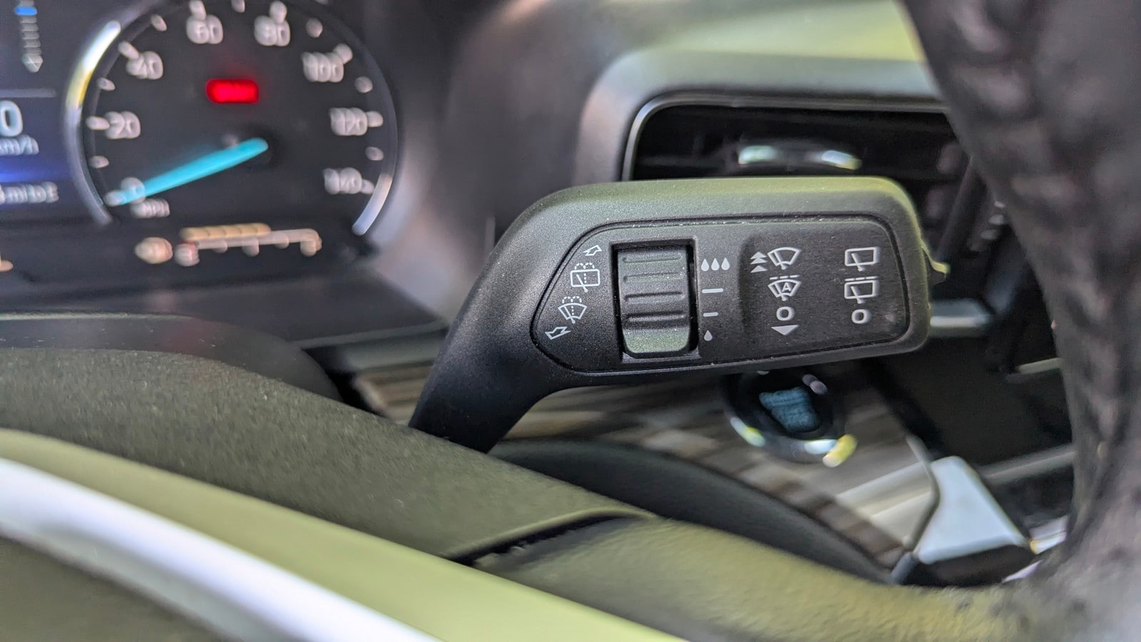 2023 Ford Explorer Limited - Photo 28