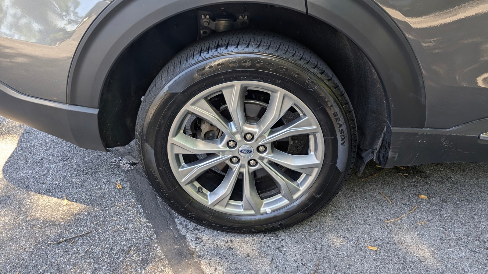 2023 Ford Explorer Limited - Photo 12