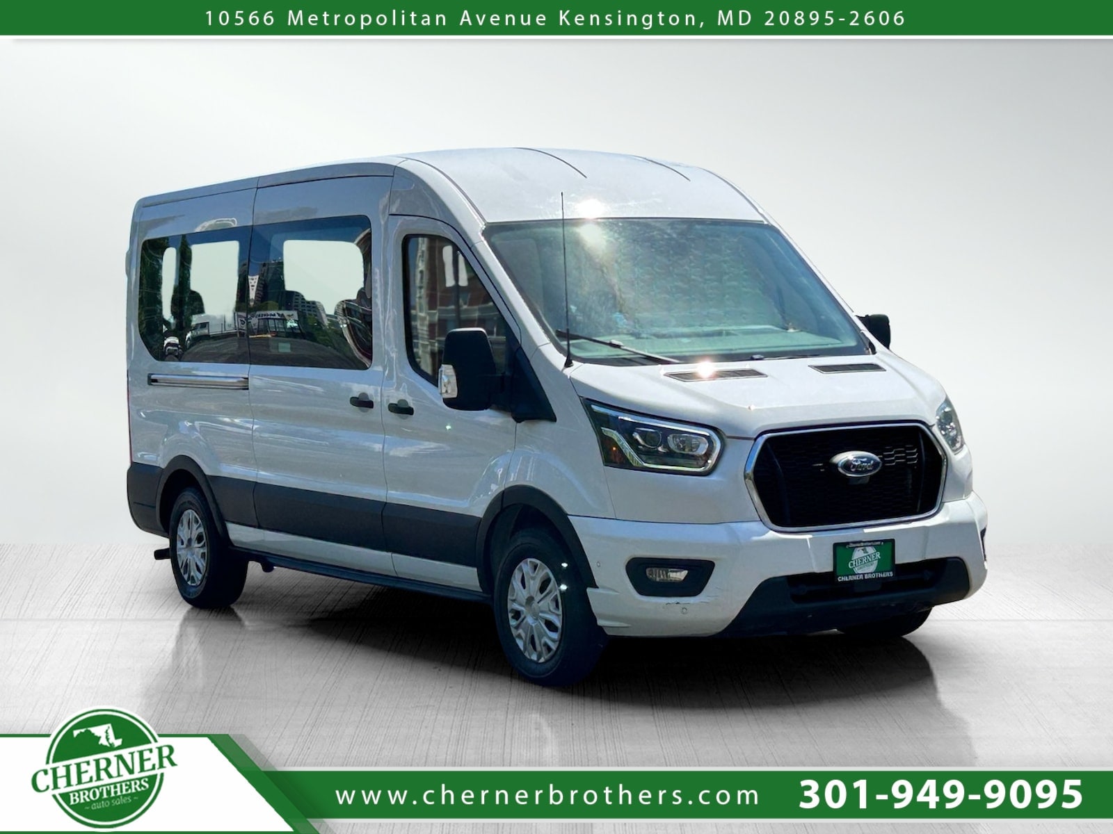 2023 Ford Transit Passenger Van XLT