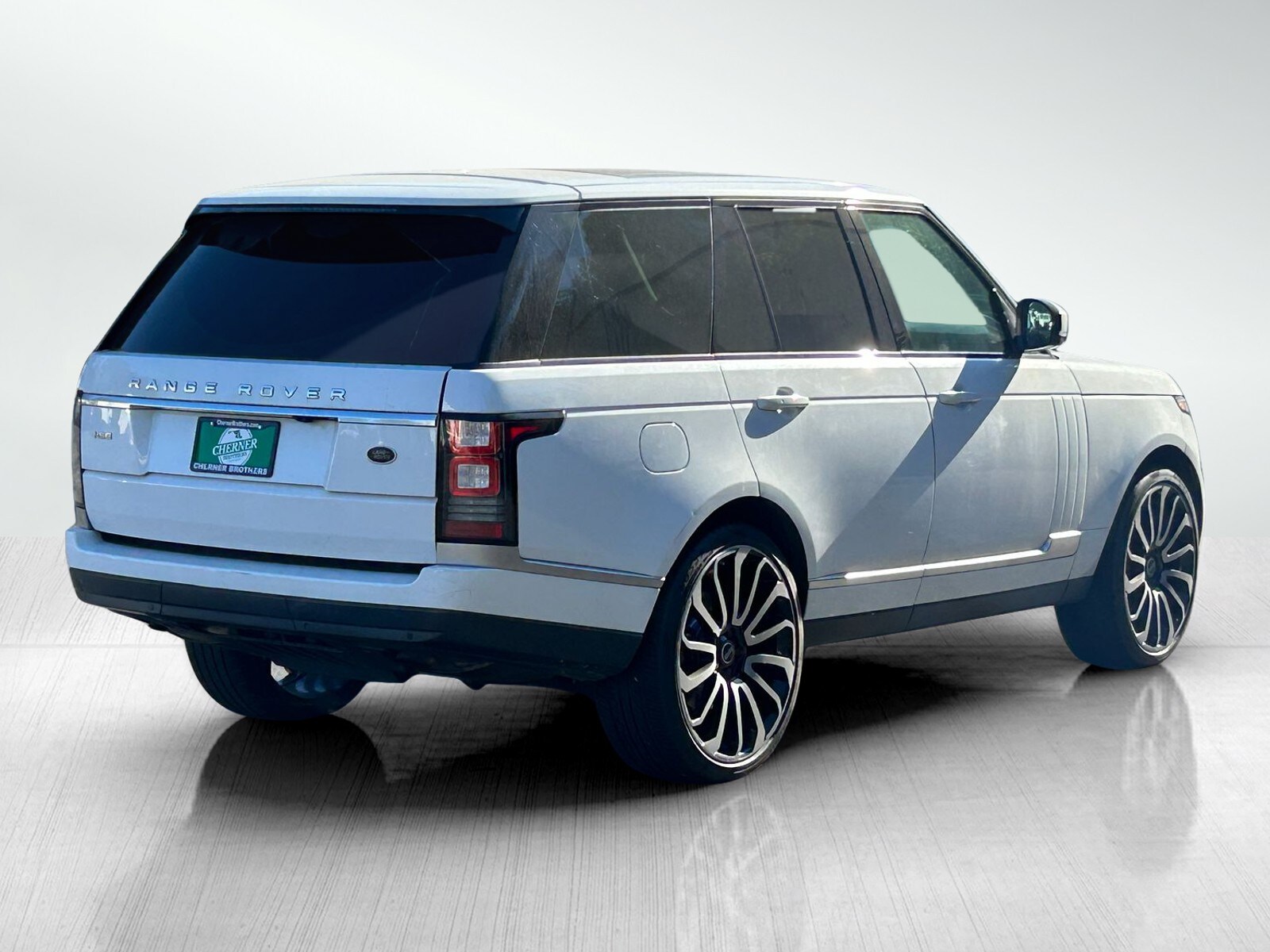 2016 Land Rover Range Rover HSE SuperCharged photo 4