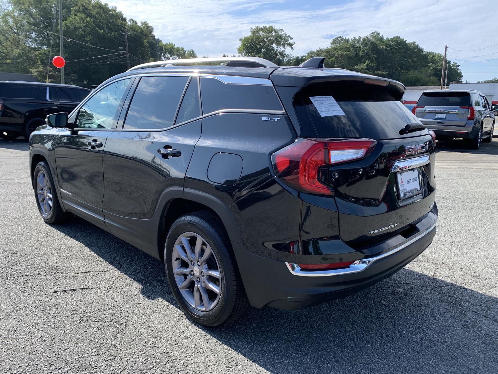 2023 Gmc Terrain SLT photo 3