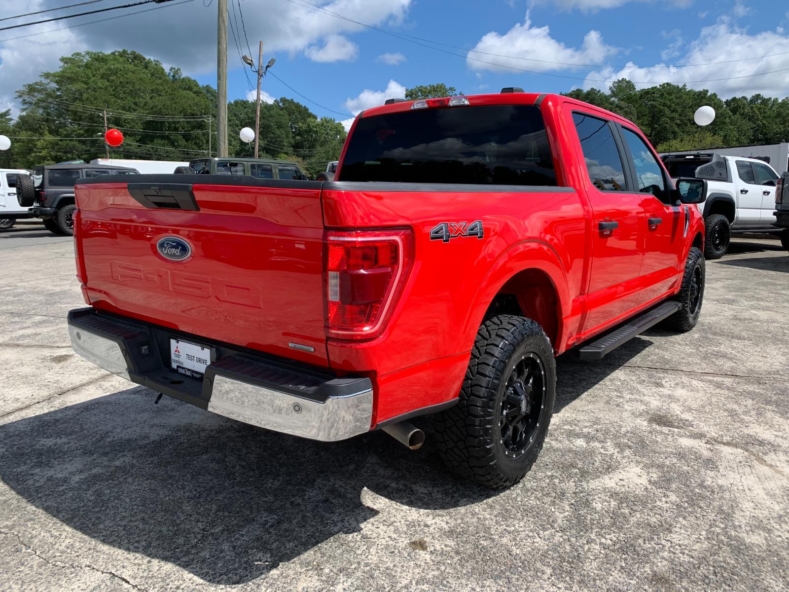 2023 Ford F-150 XLT photo 3