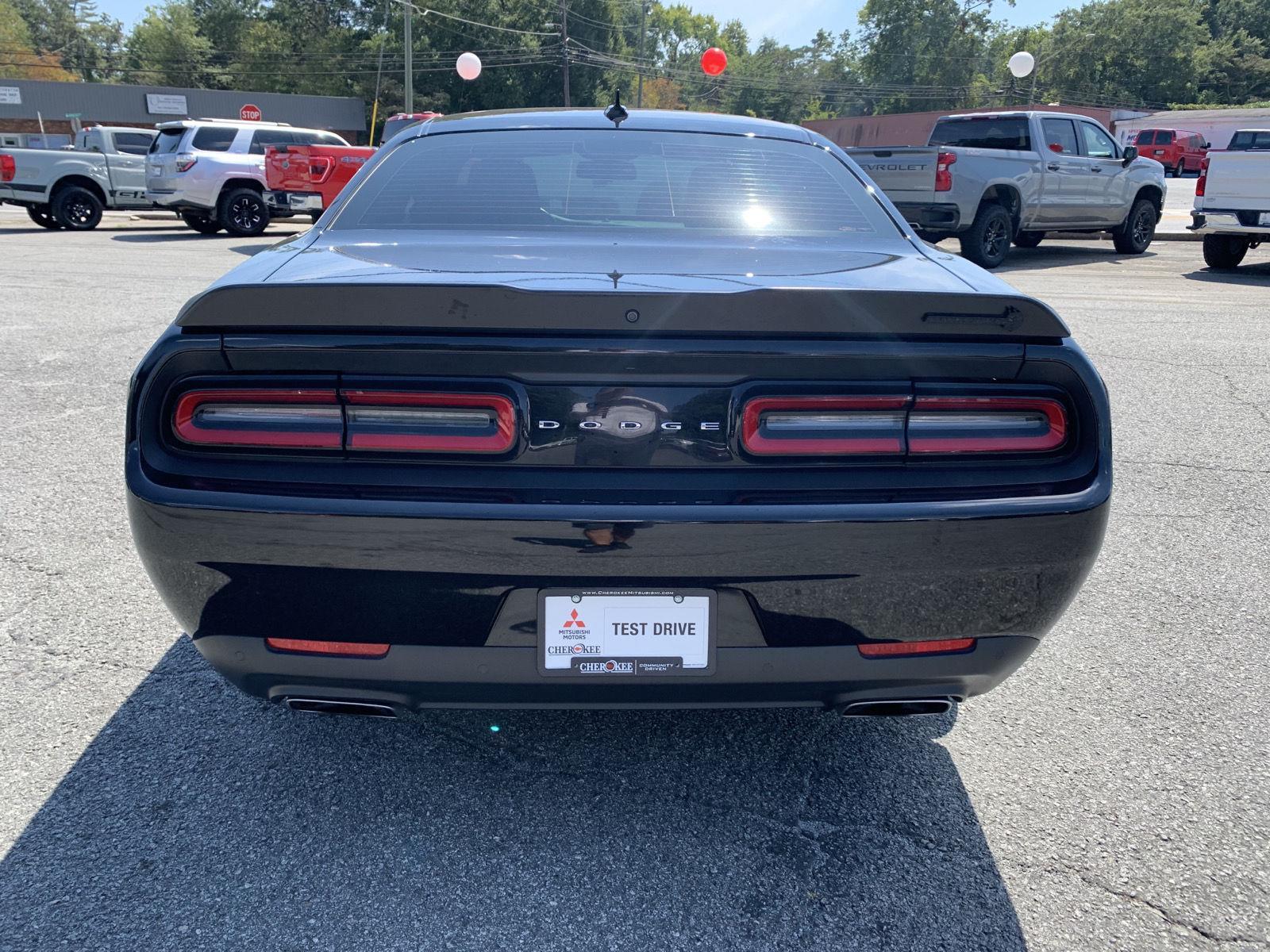 2019 Dodge Challenger R/T Scat Pack photo 2