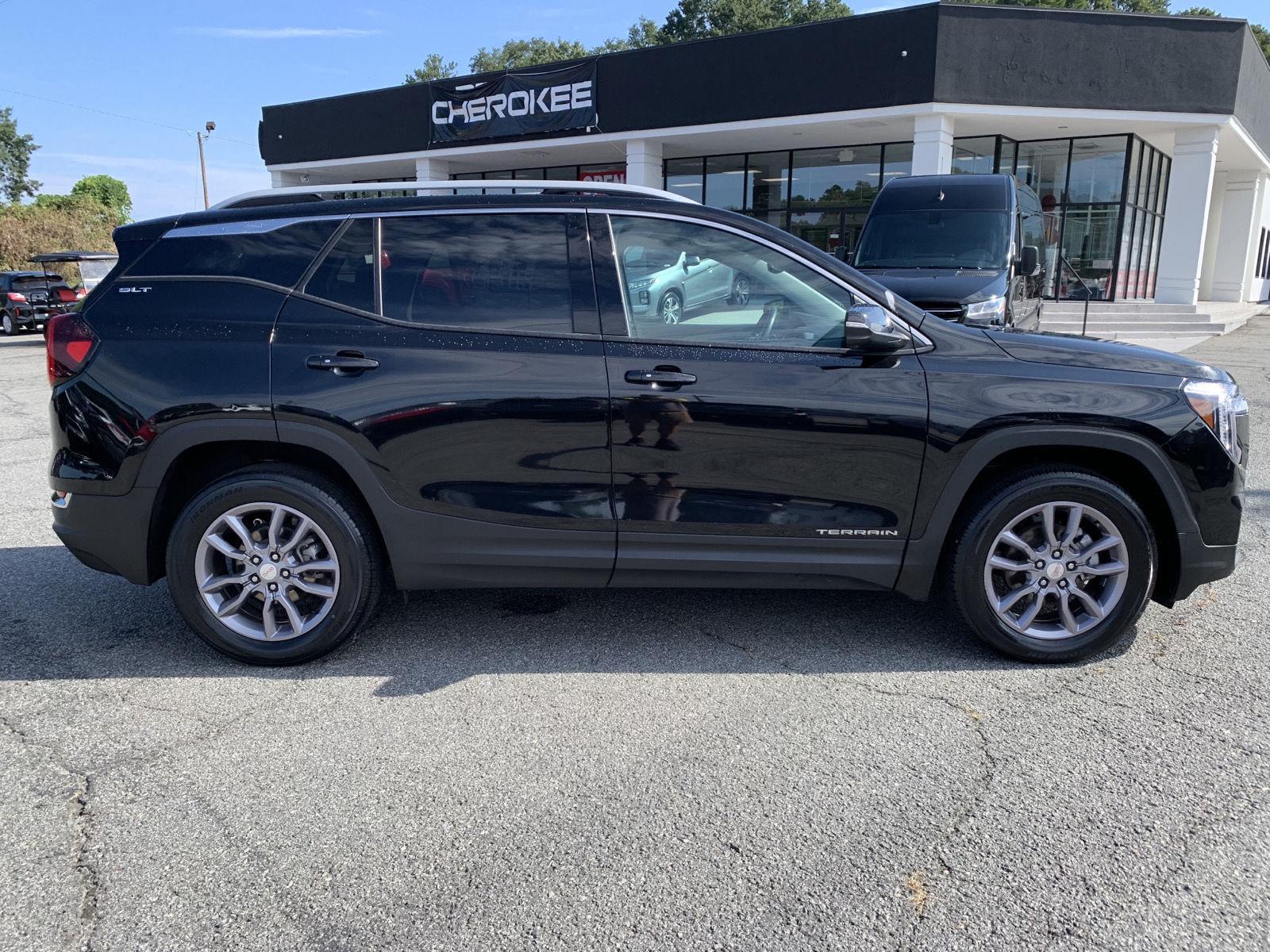 2023 Gmc Terrain SLT photo 2