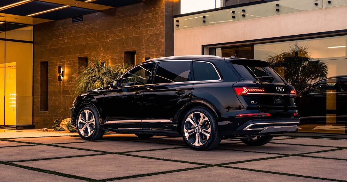 24 Audi Q7.jpg