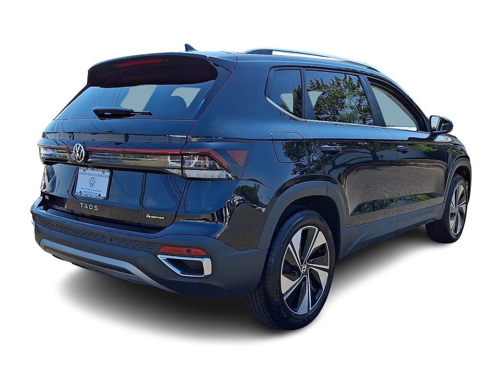 Used 2025 Volkswagen Taos SE SUV