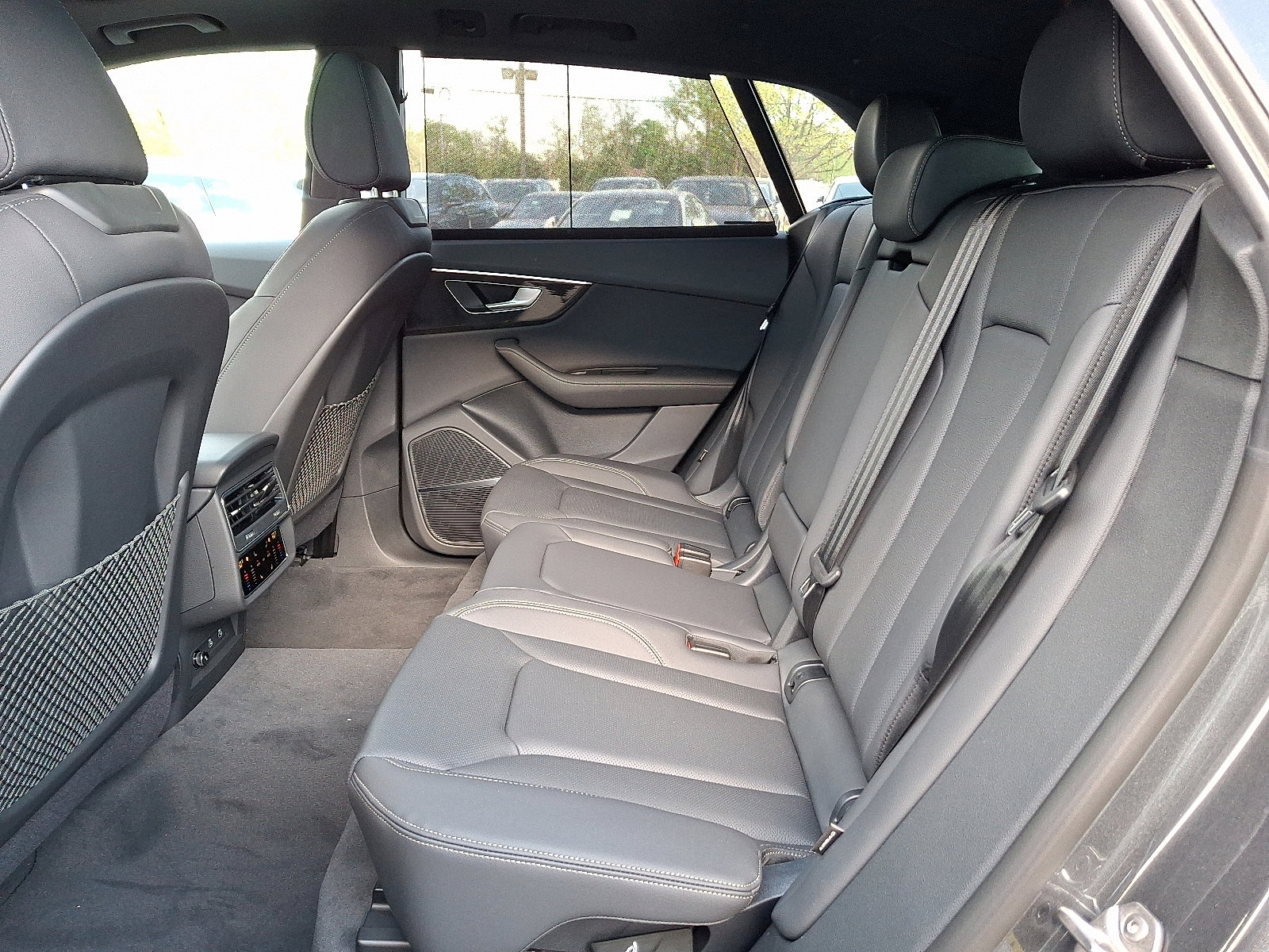 2026 Audi Q8 Premium Plus - Photo 8