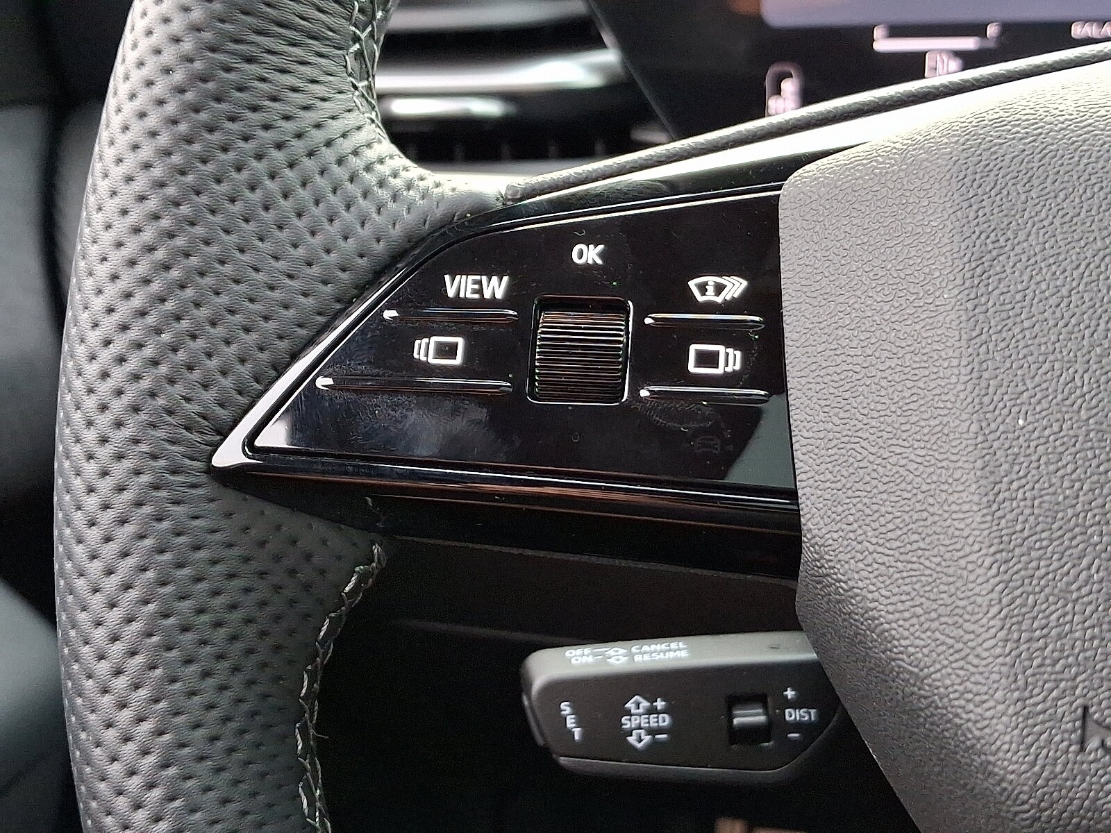 2026 Audi SQ5 Premium Plus - Photo 17