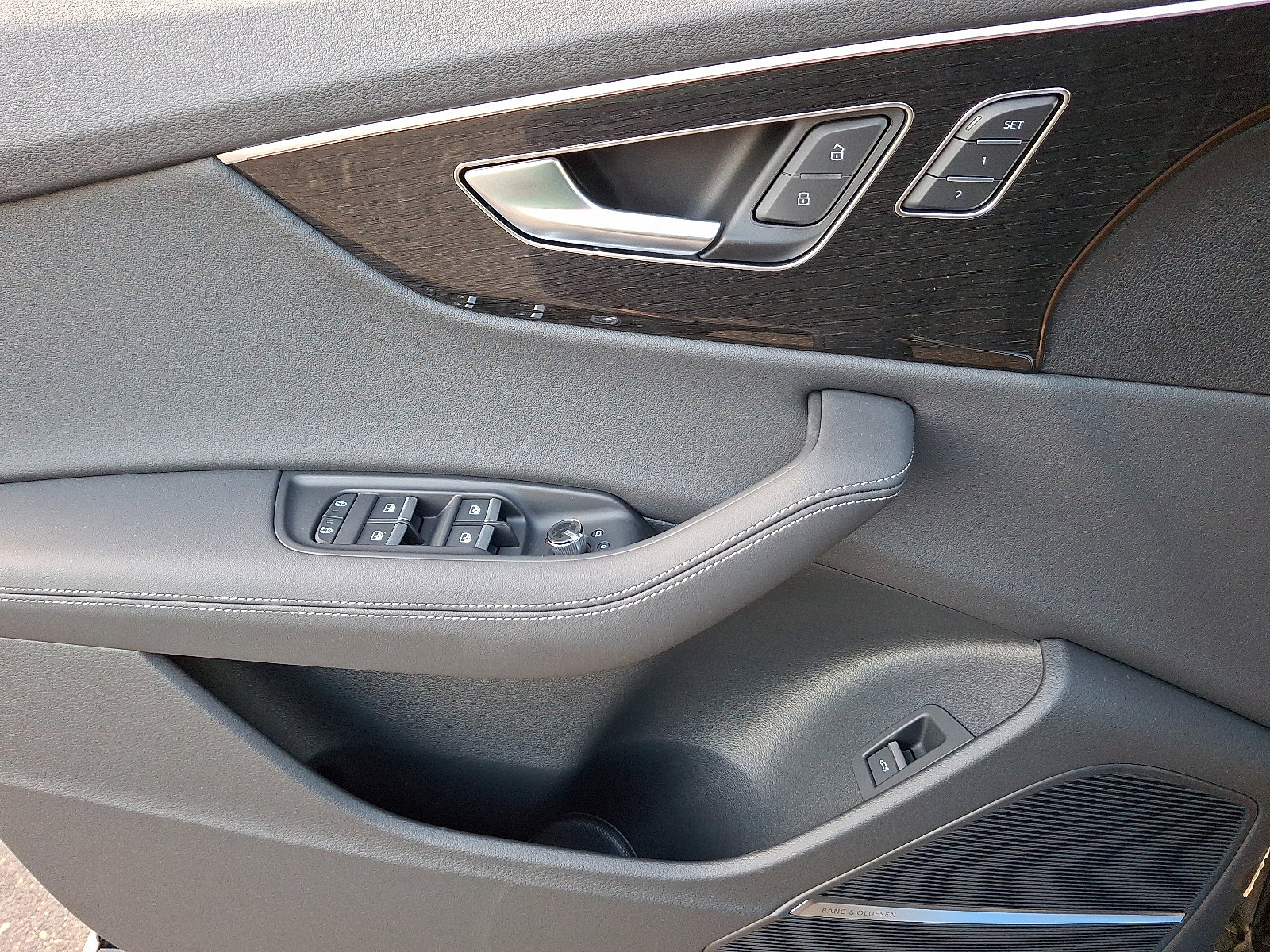 2026 Audi Q8 Premium Plus - Photo 9