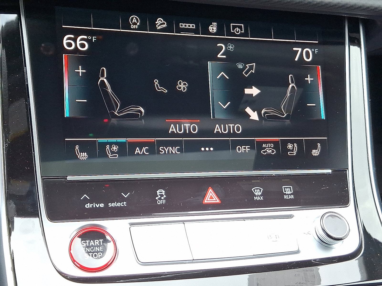 2026 Audi SQ7 Premium Plus - Photo 12