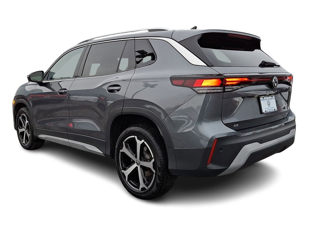 Used 2025 Volkswagen Tiguan 2.0T SE SUV