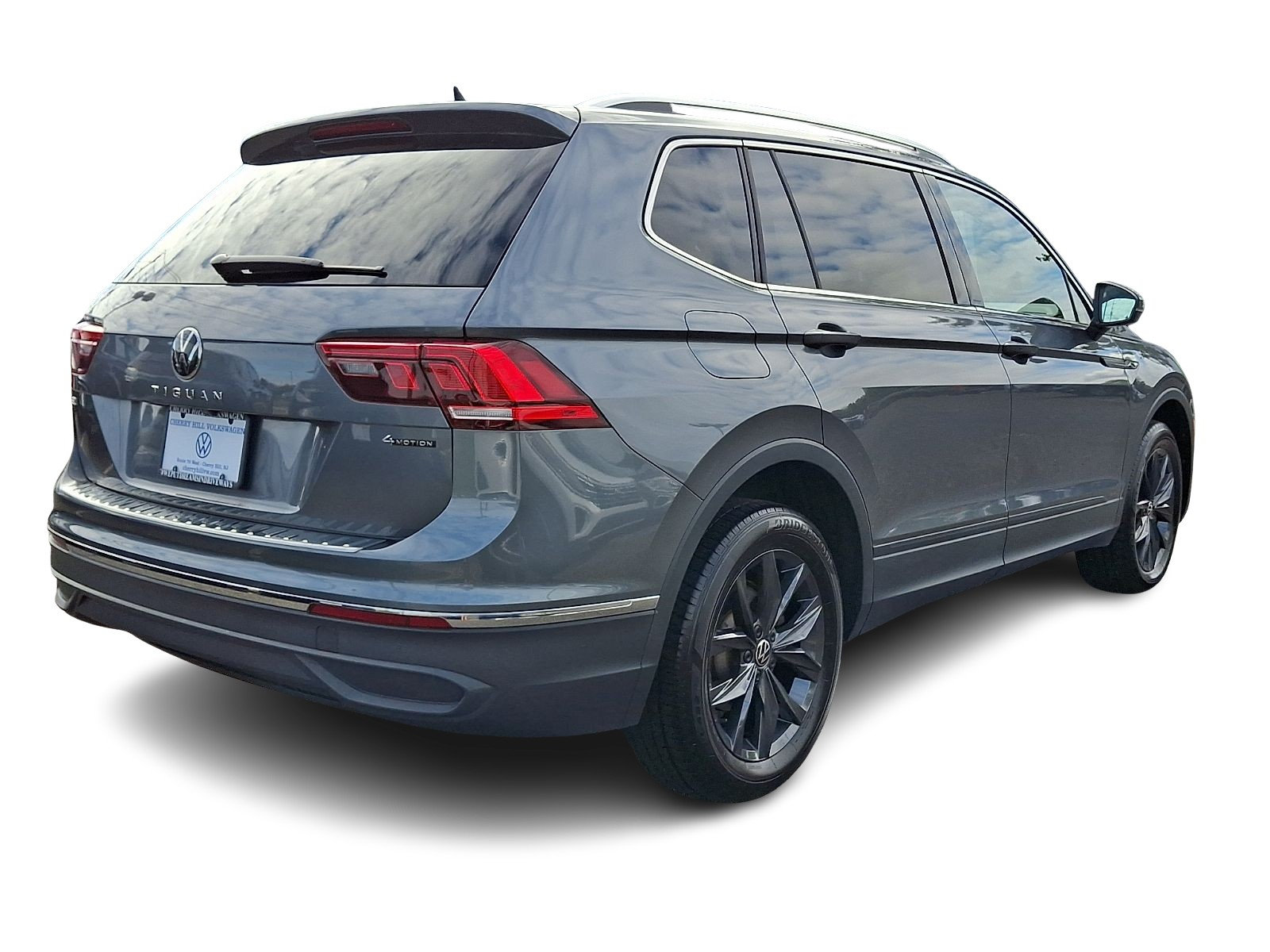 Certified 2024 Volkswagen Tiguan SE SUV